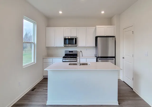 Photo 3 of Single family home for sale at 2600 San Juan Ln, Pingree Grove, IL 60140 | MLS# 12781187 | Listing updated on 2026-10-09