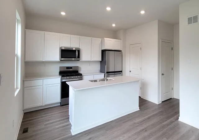 Photo 3 of Single family home for sale at 2600 San Juan Ln, Pingree Grove, IL 60140 | MLS# 12781187 | Listing updated on 2026-10-09