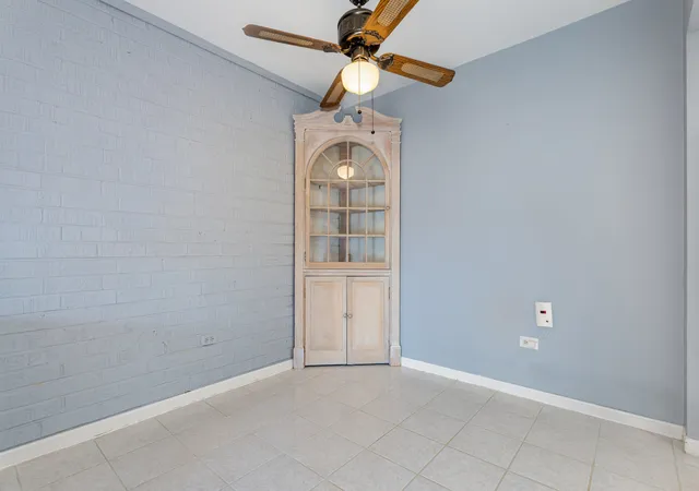 Listing Photo 4 - Condo for sale in building located at 208 E Bailey Rd, Naperville, IL 60565 - Unit #K