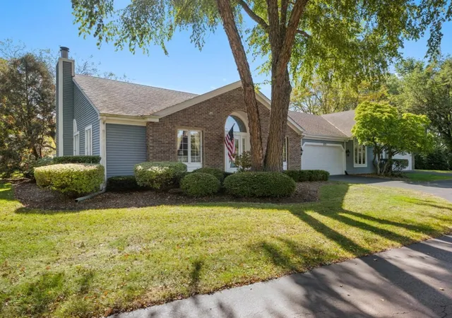 Photo 3 of Multi family home for sale at 273 Governors Ln, Elgin, IL 60123 | MLS# 12781197 | Listing updated on 2026-10-10