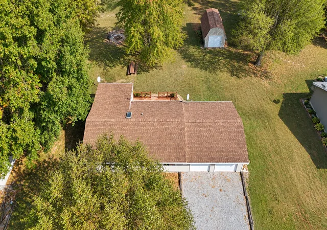 Photo 2 of Single family home for sale at 1200 S Wilson St, Benton, IL 62812 | MLS# 12781202 | Listing updated on 2026-10-09