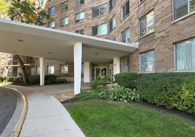 Photo 1 of Condo for sale at 7141 N Kedzie Ave #913, Chicago, IL 60645 | MLS# 12781212 | Listing updated on 2026-10-10