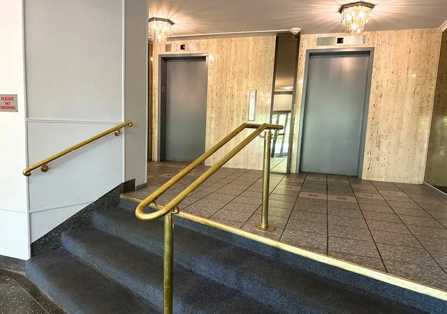 Photo 2 of Condo for sale at 7141 N Kedzie Ave #913, Chicago, IL 60645 | MLS# 12781212 | Listing updated on 2026-10-10