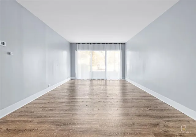 Listing Photo 5 - Condo for sale in building located at 5001 Carriageway Dr, Rolling Meadows, IL 60008 - Unit #A108