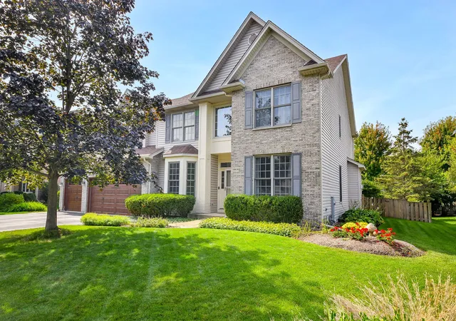 Single family home for sale at 275 Stafney Dr, Batavia, IL 60510 | MLS# 12781223
