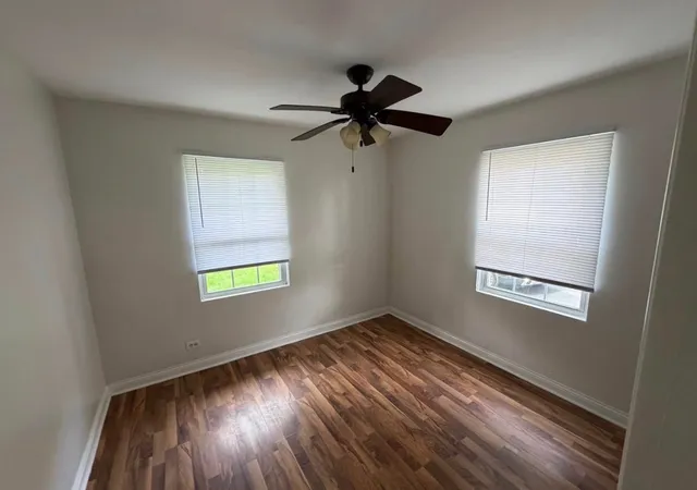 Photo 4 of Single family home for sale at 1009 Sherman St, Joliet, IL 60433 | MLS# 12781225 | Listing updated on 2026-10-09