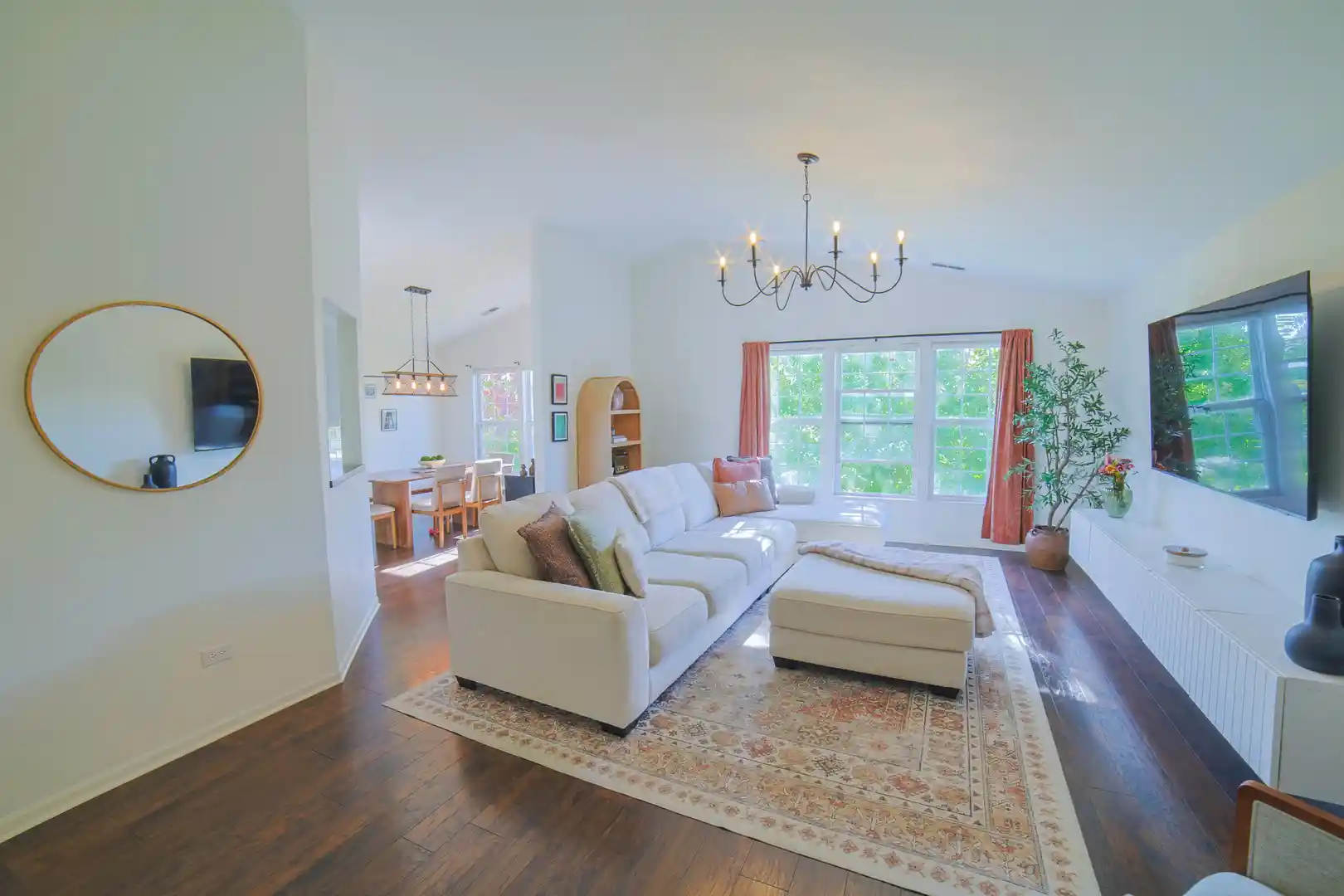 Listing Photo 2 - Condo for sale in 16847 Ivy Ln located at 16847 Ivy Ln, Lockport, IL 60441 - Unit #16847