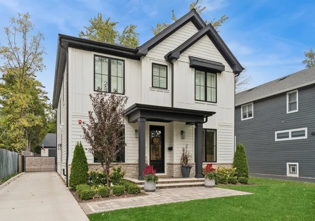 Photo 1 of Single family home for sale at 361 Adams Ave, Glencoe, IL 60022 | MLS# 12781307 | Listing updated on 2026-10-20