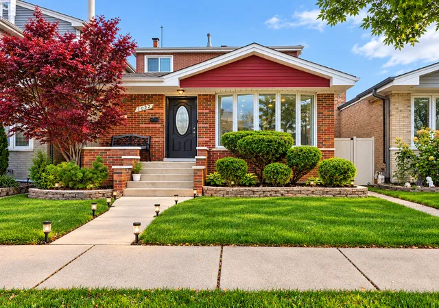 Photo 2 of Single family home for sale at 7052 W 64th Place, Chicago, IL 60638 | MLS# 12781312 | Listing updated on 2026-10-19