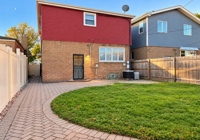Photo 33 of Single family home for sale at 7052 W 64th Place, Chicago, IL 60638 | MLS# 12781312 | Listing updated on 2026-10-20