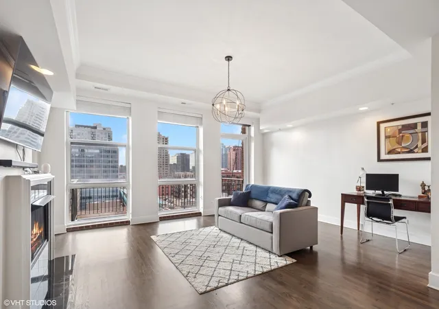 Photo 4 of Condo for sale at 165 N Canal St #1007, Chicago, IL 60606 | MLS# 12781327 | Listing updated on 2026-10-20
