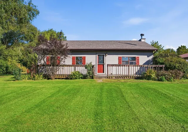 Photo 1 of Single family home for sale at 2707 N 35th Road, Seneca, IL 61360 | MLS# 12781344 | Listing updated on 2026-10-09