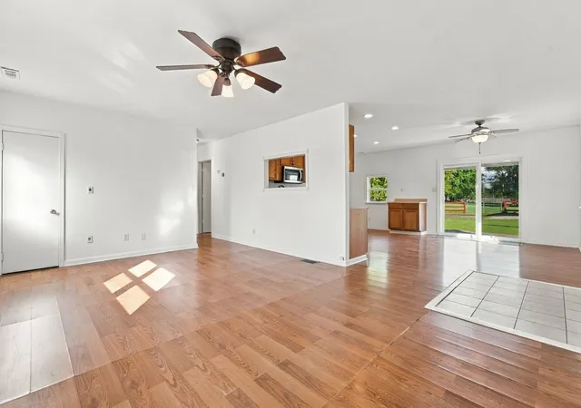 Photo 3 of Single family home for sale at 2707 N 35th Road, Seneca, IL 61360 | MLS# 12781344 | Listing updated on 2026-10-09