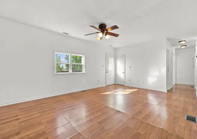 Photo 4 of Single family home for sale at 2707 N 35th Road, Seneca, IL 61360 | MLS# 12781344 | Listing updated on 2026-10-09