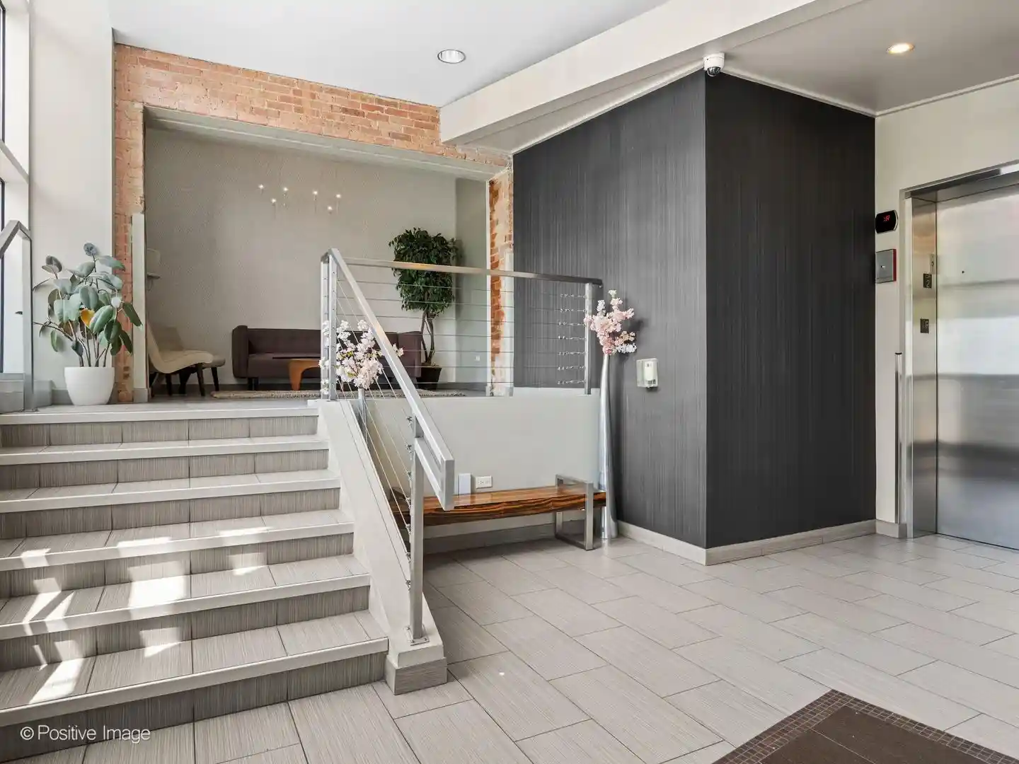 Listing Photo 19 - Condo for sale in 770 W Gladys Ave located at 770 W Gladys Ave, Chicago, IL 60661 - Unit #706