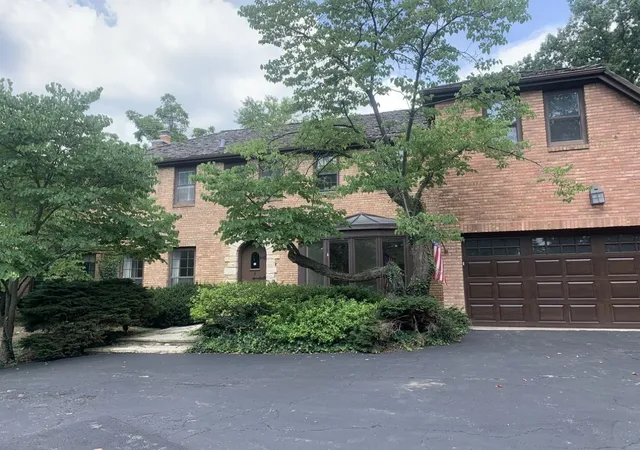 Single family home for sale at 356 Hilldale Pl, Lake Forest, IL 60045 | MLS# 12781357