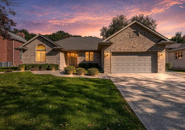 Photo 4 of Single family home for sale at 26208 W Lauren Dr, Channahon, IL 60410 | MLS# 12781385 | Listing updated on 2026-10-10