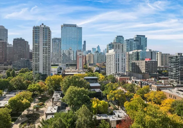 Photo 4 of Condo for sale at 1360 N Sandburg Ter #1405C, Chicago, IL 60610 | MLS# 12781393 | Listing updated on 2026-10-10