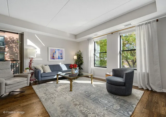 Photo 4 of Condo for sale at 2335 W Belle Plaine Ave #209, Chicago, IL 60618 | MLS# 12781405 | Listing updated on 2026-10-16