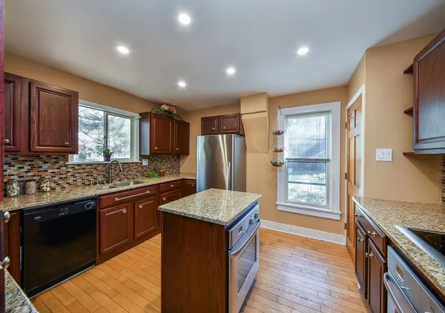 Photo 3 of Single family home for sale at 144 N Ellsworth St, Naperville, IL 60540 | MLS# 12781408 | Listing updated on 2026-10-21