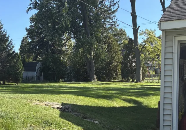 Photo 3 of Single family home for sale at 717 Riedy Rd, Lisle, IL 60532 | MLS# 12781425 | Listing updated on 2026-10-09
