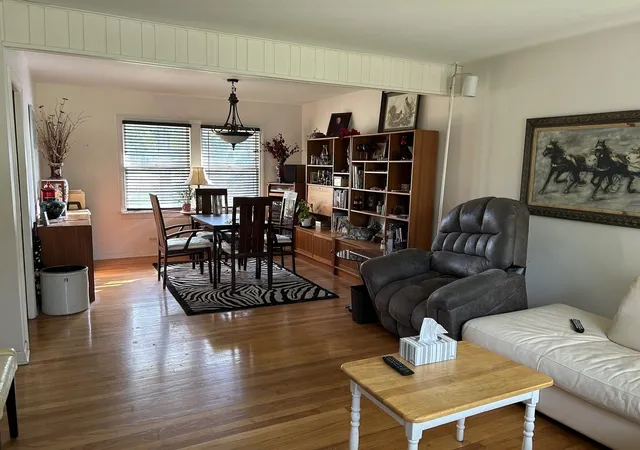 Photo 3 of Single family home for sale at 717 Riedy Rd, Lisle, IL 60532 | MLS# 12781425 | Listing updated on 2026-10-11