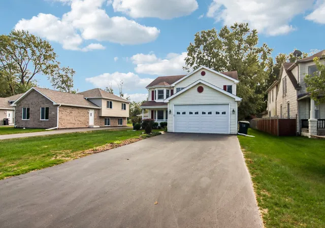 Photo 1 of Single family home for sale at 1413 172nd Street, East Hazel Crest, IL 60429 | MLS# 12781435 | Listing updated on 2026-10-24
