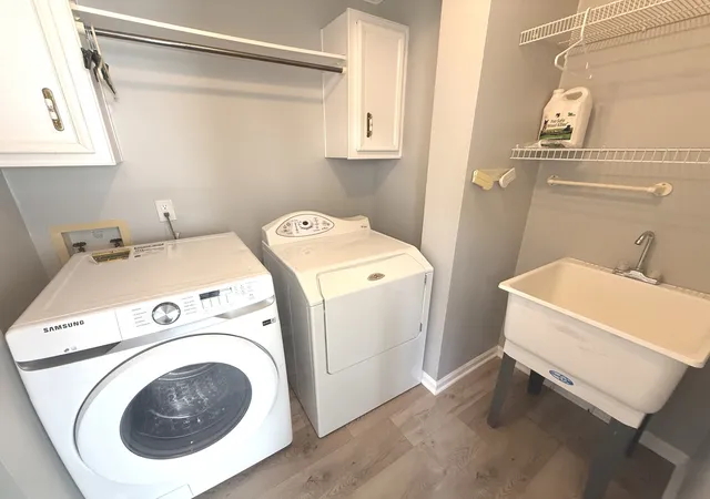 Photo 4 of Manufactured home for sale at 322 Lilac Ln, Matteson, IL 60443 | MLS# 12781437 | Listing updated on 2026-10-09