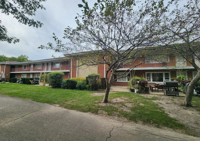 Photo 1 of Condo for sale at 1107 E Algonquin Rd #16, Arlington Heights, IL 60005 | MLS# 12781448 | Listing updated on 2026-10-11