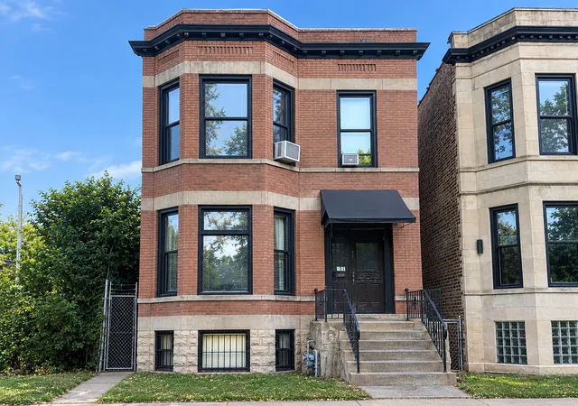 Multi family home for sale at 6142 S Aberdeen St, Chicago, IL 60621 | MLS# 12781501