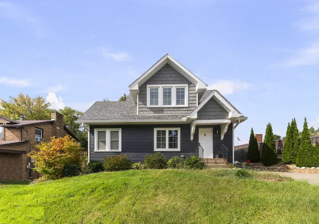 Photo 1 of Single family home for sale at 1718 Spring St, Davenport, IA 52803 | MLS# 12781502 | Listing updated on 2026-10-22