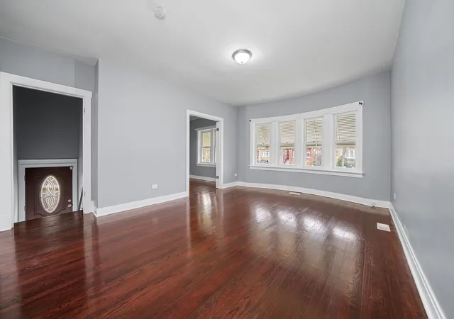 Photo 3 of Single family home for sale at 1615 Wenonah Ave, Berwyn, IL 60402 | MLS# 12781508 | Listing updated on 2026-10-21