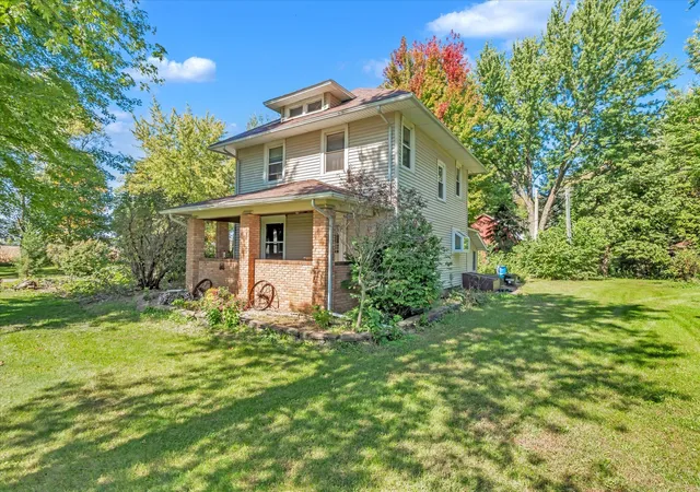 Photo 3 of Single family home for sale at 3210 Cordova Rd, Erie, IL 61250 | MLS# 12781514 | Listing updated on 2026-10-09
