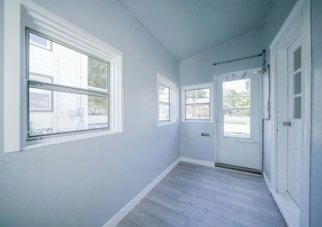 Photo 3 of Single family home for sale at 406 S Division Ave, Polo, IL 61064 | MLS# 12781525 | Listing updated on 2026-10-09