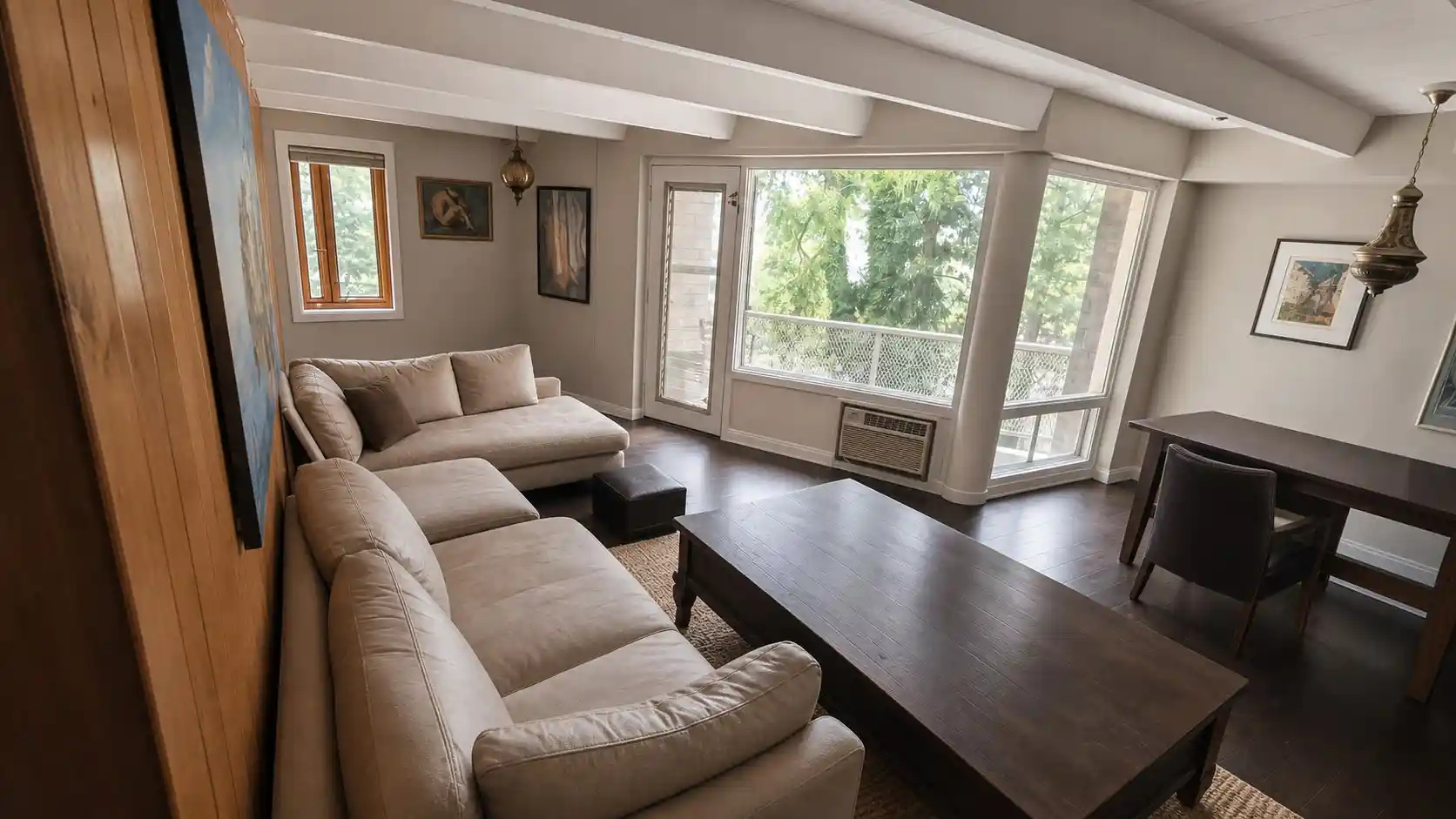 Listing Photo 2 - Condo for sale in 1122 W Lunt Ave located at 1122 W Lunt Ave, Chicago, IL 60626 - Unit #2D