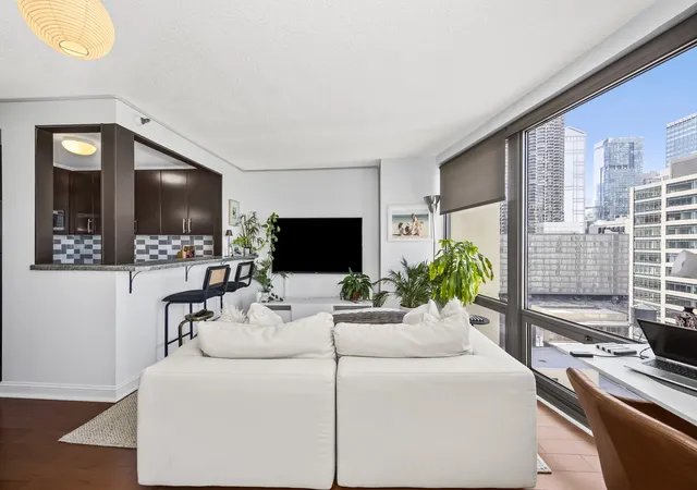 Photo 1 of Condo for sale at 440 N Wabash Ave #2001, Chicago, IL 60611 | MLS# 12781577 | Listing updated on 2026-10-09