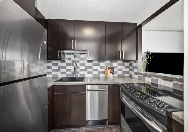 Photo 3 of Condo for sale at 440 N Wabash Ave #2001, Chicago, IL 60611 | MLS# 12781577 | Listing updated on 2026-10-09