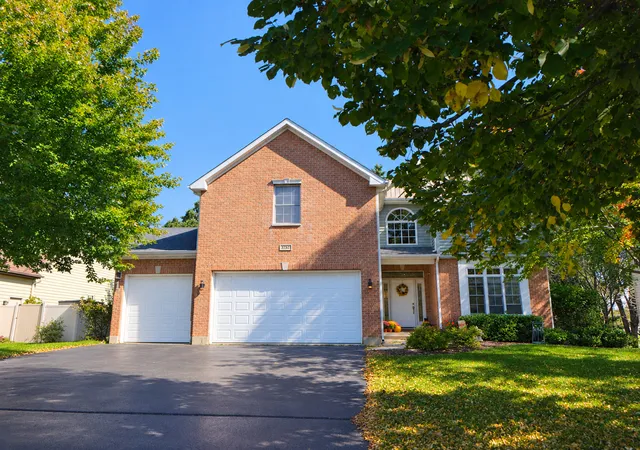 Single family home for sale at 543 Larium Ln, Crystal Lake, IL 60012 | MLS# 12781580
