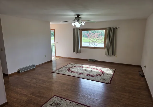 Photo 3 of Single family home for sale at 322 Woodlawn Dr, Prophetstown, IL 61277 | MLS# 12781607 | Listing updated on 2026-10-09