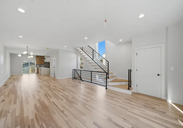 Photo 4 of Single family home for sale at 956 N Saint Louis Ave, Chicago, IL 60651 | MLS# 12781730 | Listing updated on 2026-10-15
