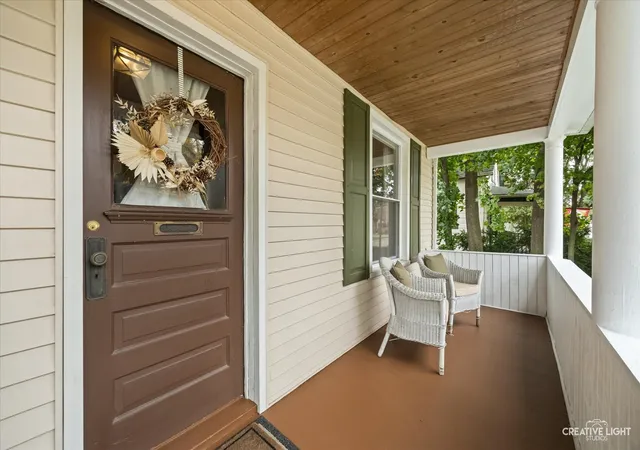 Photo 2 of Single family home for sale at 414 E Liberty Dr, Wheaton, IL 60187 | MLS# 12781732 | Listing updated on 2026-10-20