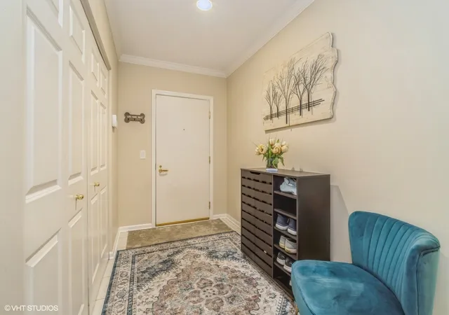 Listing Photo 2 - Condo for sale in building located at 820 Weidner Rd, Buffalo Grove, IL 60089 - Unit #210