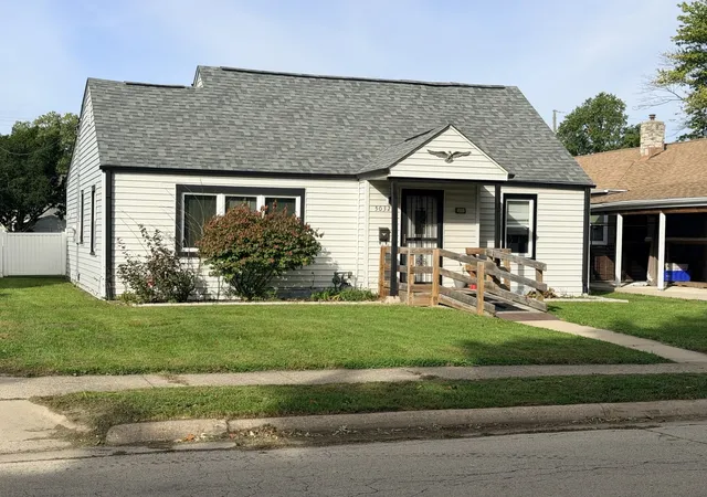 Photo 1 of Single family home for sale at 5032 Illinois St, Loves Park, IL 61111 | MLS# 12781748 | Listing updated on 2026-10-09