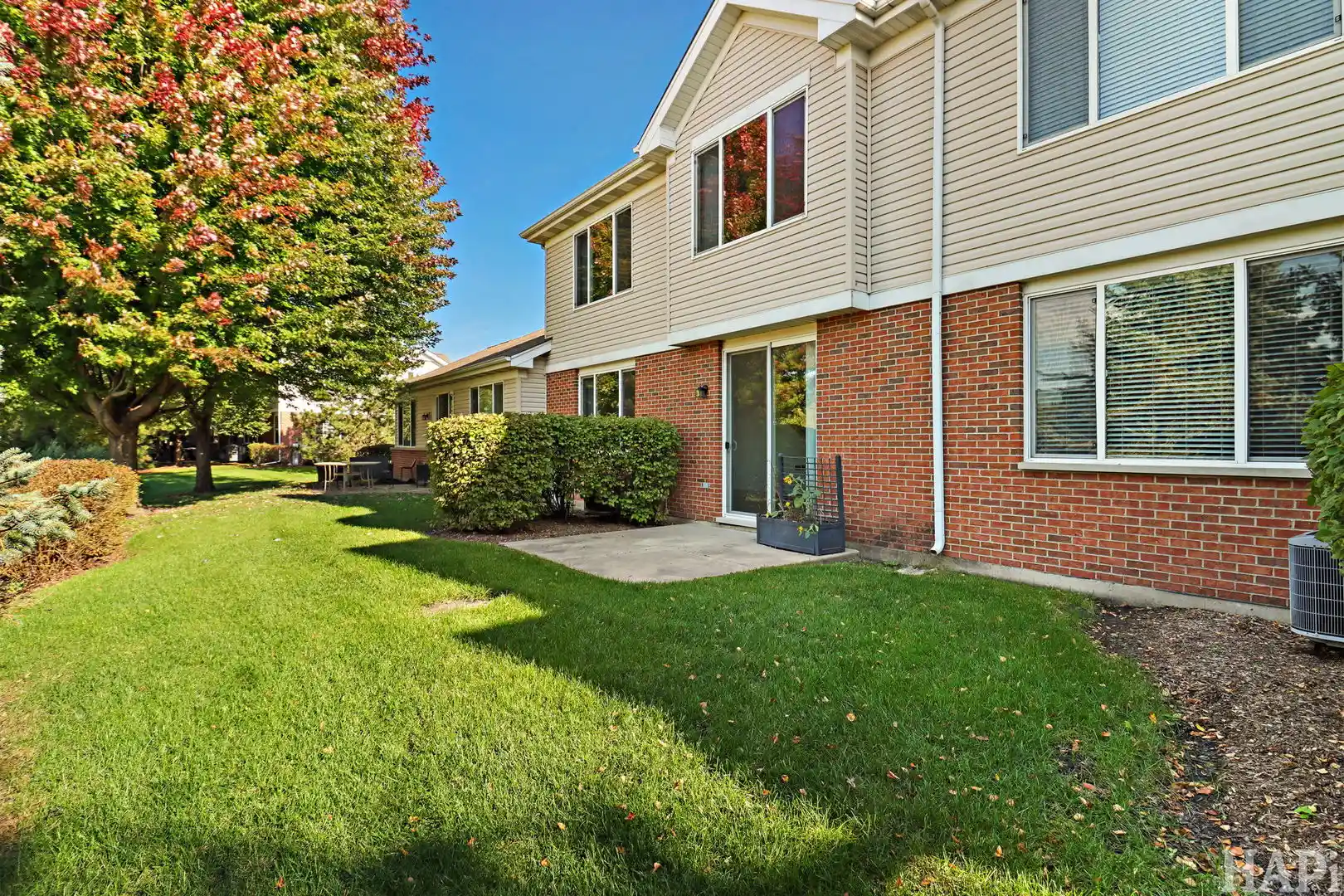 Listing Photo 27 - Condo for sale in 1041 Carrick Rd located at 1041 Carrick Rd, McHenry, IL 60050 - Unit #44-3
