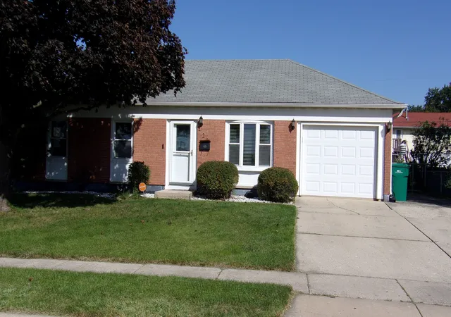 Single family home for sale at 726 Newland Ave, Romeoville, IL 60446 | MLS# 12781792