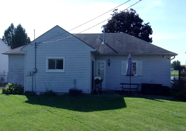 Photo 1 of Single family home for sale at 726 Newland Ave, Romeoville, IL 60446 | MLS# 12781792 | Listing updated on 2026-10-09