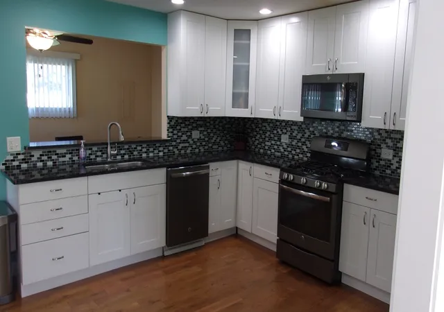 Photo 4 of Single family home for sale at 726 Newland Ave, Romeoville, IL 60446 | MLS# 12781792 | Listing updated on 2026-10-09