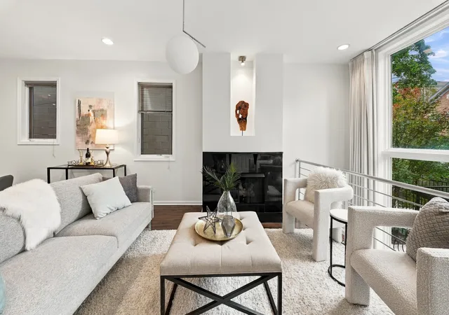 Photo 2 of Condo for sale at 853 N Wood St #1, Chicago, IL 60622 | MLS# 12781837 | Listing updated on 2026-10-10