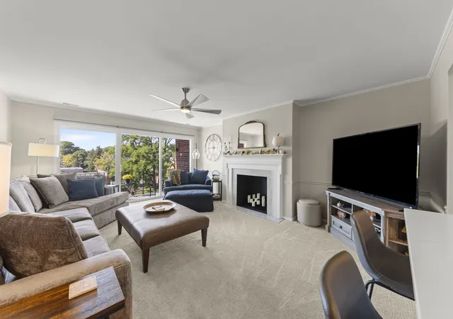 Photo 3 of Condo for sale at 515 N Main St #4AS, Glen Ellyn, IL 60137 | MLS# 12781841 | Listing updated on 2026-10-20