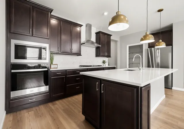 Photo 3 of Single family home for sale at 3207 Dove Mountain Dr, Aurora, IL 60503 | MLS# 12781852 | Listing updated on 2026-10-09